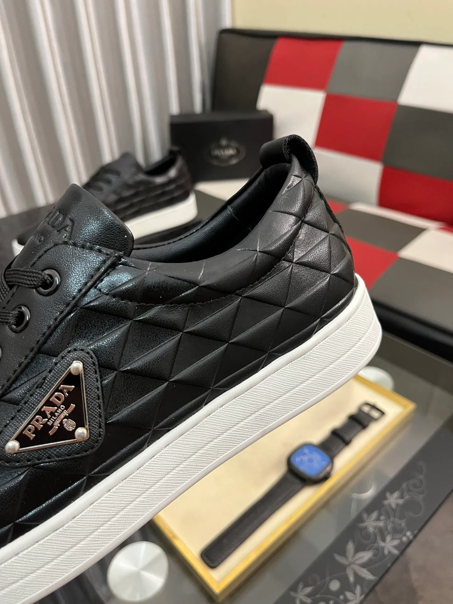 Men's shoes 💰440⌚️⌚️Prada•PRADA original quality.~ Unique modern style sneakers. 🏃A must-have casual shoe for trendy men😍😍 Original brand imported from Italy, imported original leather, sheep lining (refuses to discolor and grind feet) Sole: Original sole provided by the original factory, French lazy style design ⚠️Fit to the feet, original quality, super comfortable original sole. Code number: 38-444️⃣Colors available